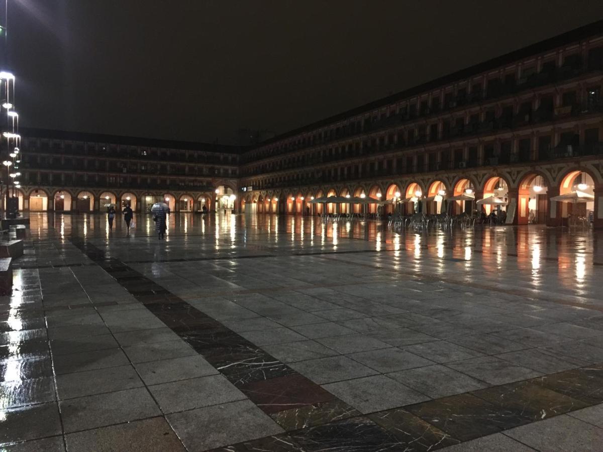 Apartamento Plaza De La Corredera Córdoba Exterior foto